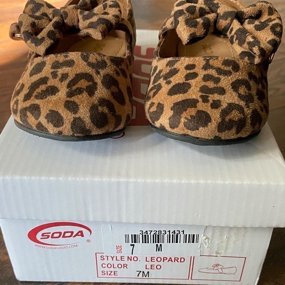 Girls Leopard Shoes Size 7M - Picture 12 of 12